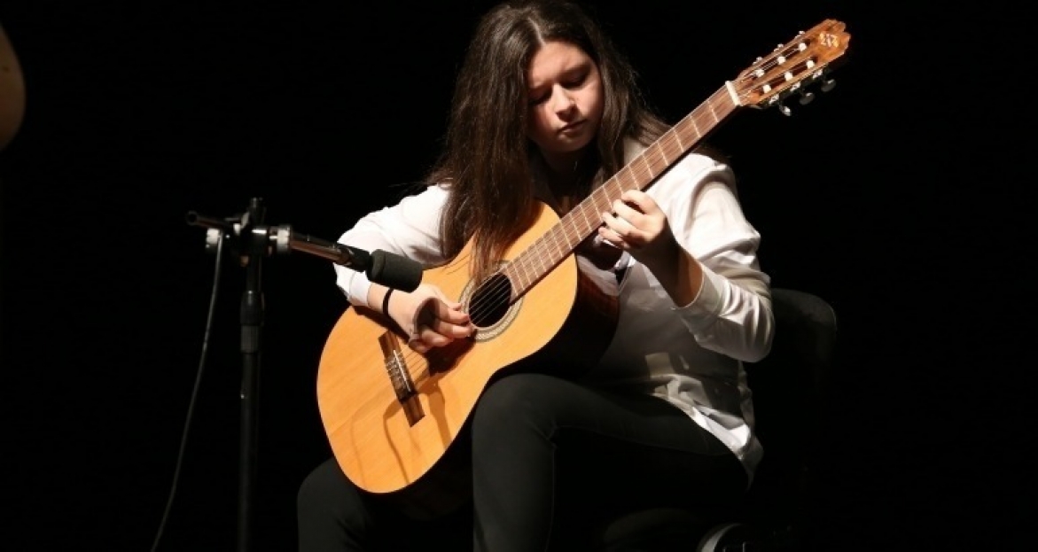 Gitar